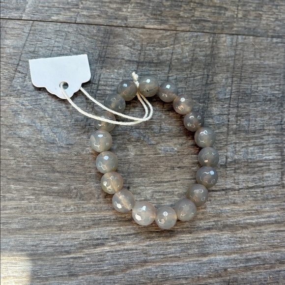 Gray Agate Crystal Bracelet Mental Clarity | Stress Relief | Emotional Balance| - Picture 3 of 4